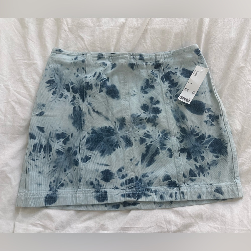 Urban Outfitters Tie-Dye Denim Mini Skirt – NWT